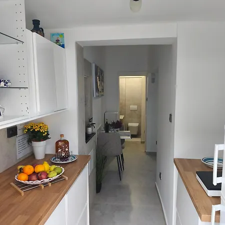 Appartement And Roberto B.