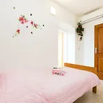 And Roberto B. Apartmán