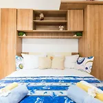 And Roberto B. Apartmán Valun